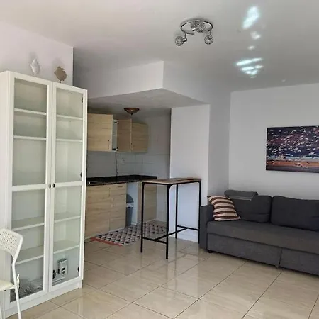 Nenita Apartamento *